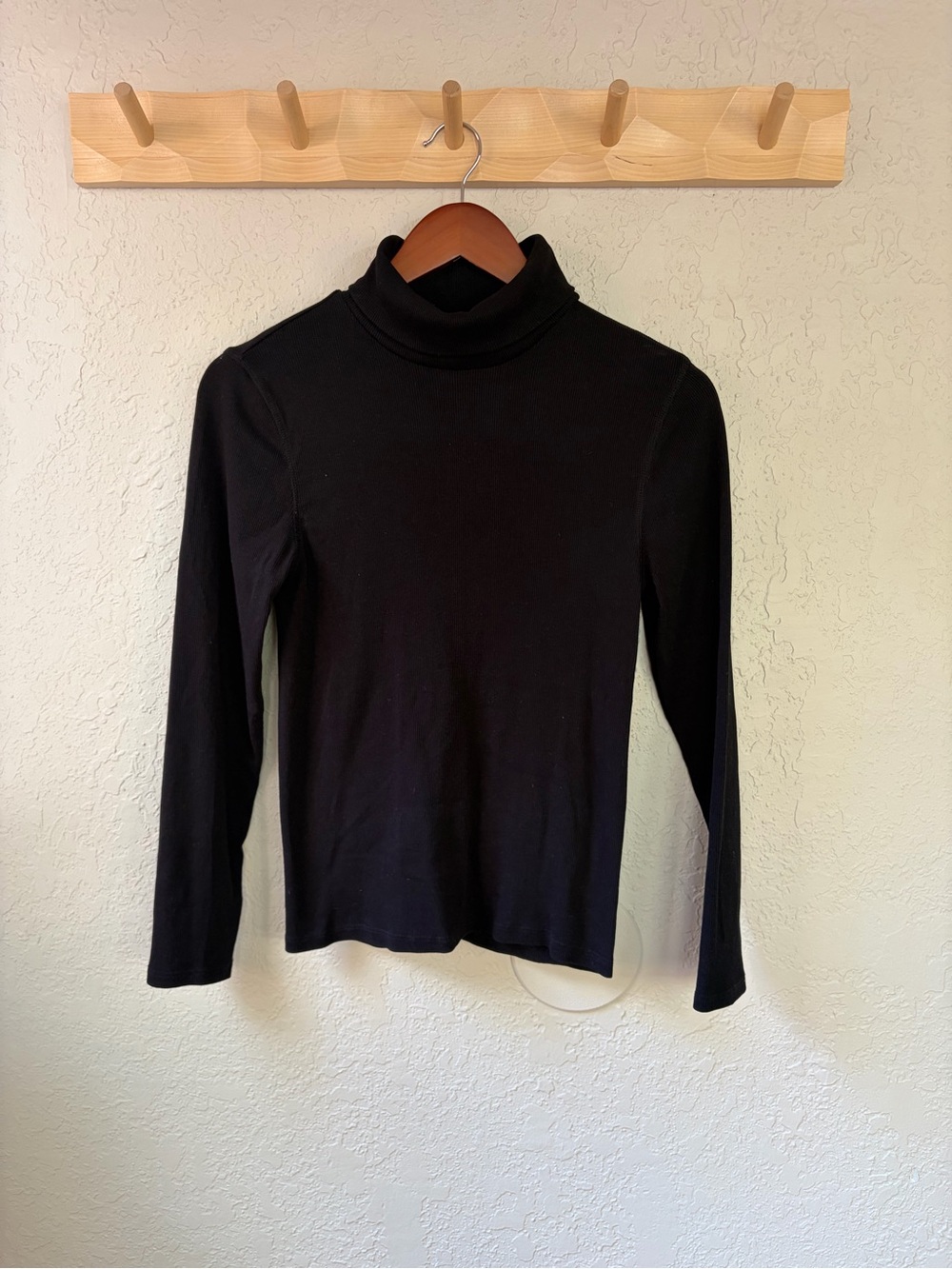 Quince Ribbed Black Long-Sleeve Organic Cotton Turtleneck